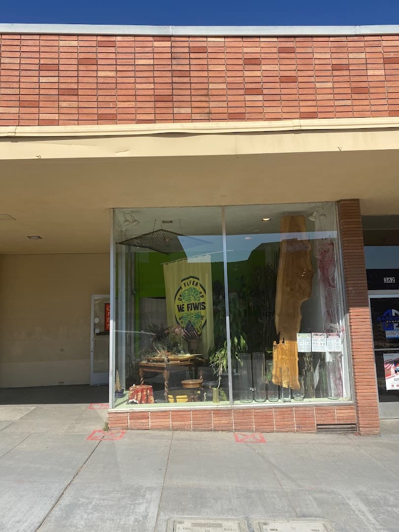 W/E Flowers-Ukiah Flower Shop - Image 1